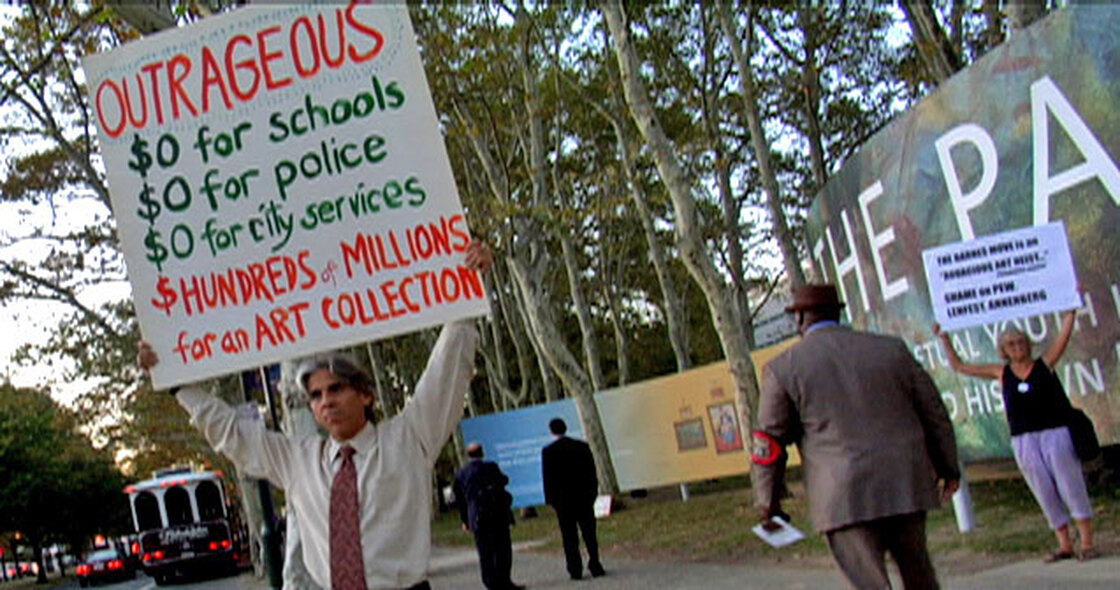 Nick Tinari protests the proposed new downtown Philadelphia location of The Barnes Foundation.