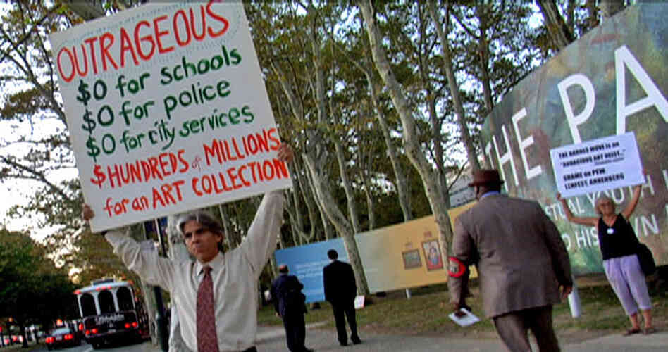 Nick Tinari protests the proposed new downtown Philadelphia location of The Barnes Foundation.