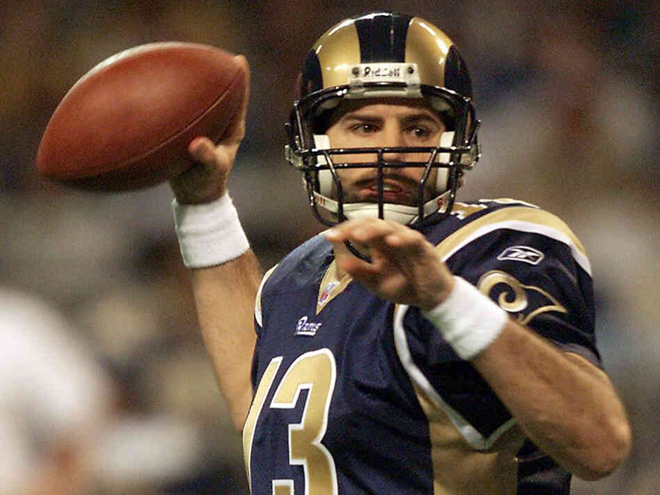 Quarterback Kurt Warner, pictured in a St. Louis Rams uniform in January 2002.