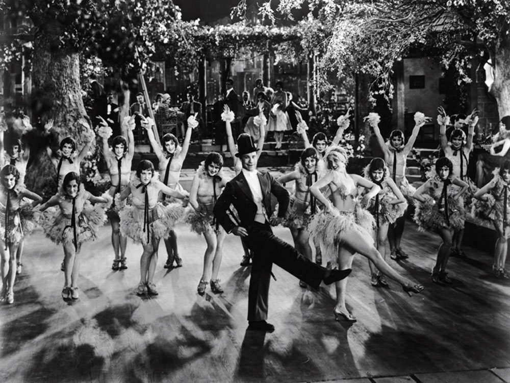 Marilyn Miller as Sally in a large production number