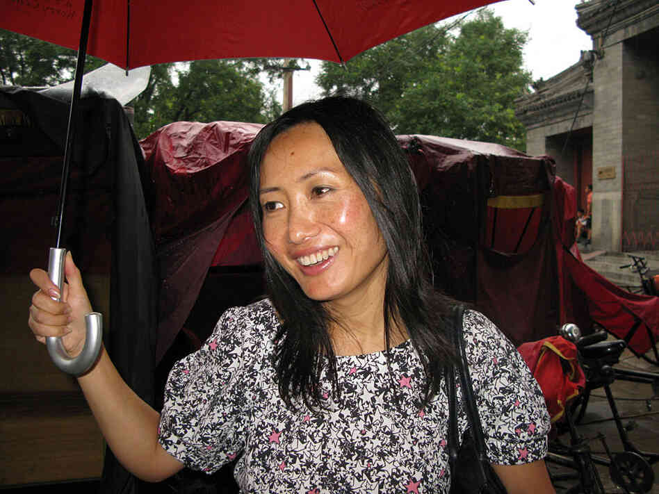 Author Diane Wei Liang