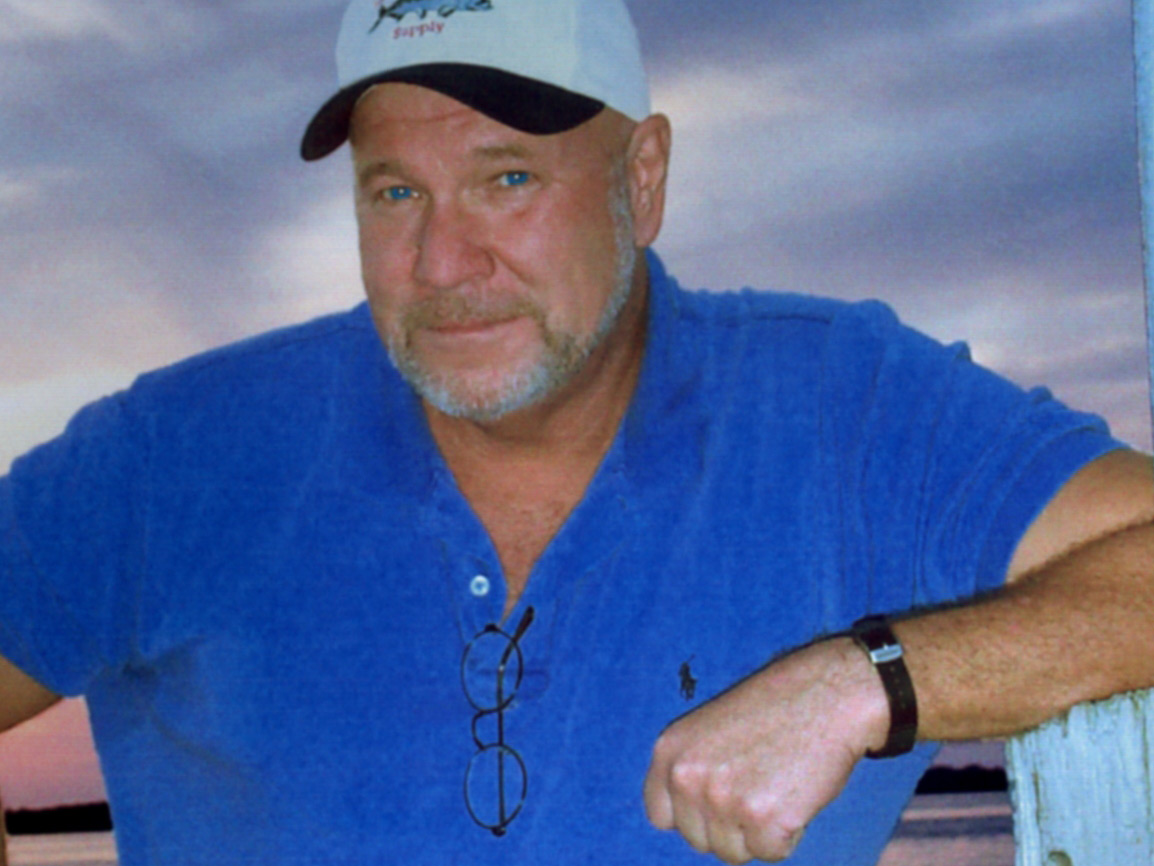 Randy Wayne White was a tackle fishing guide for 13 years before he became a crime novelist.