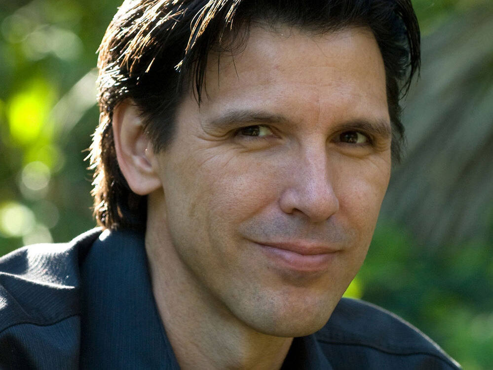 Oscar Casares