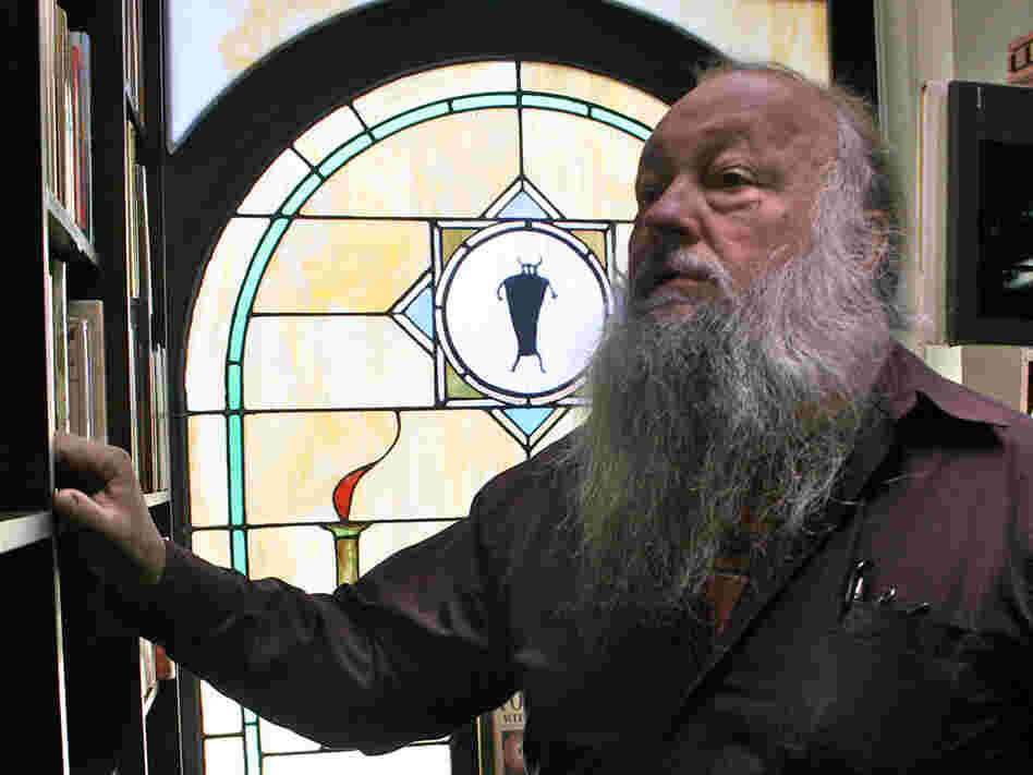 Ken Sanders