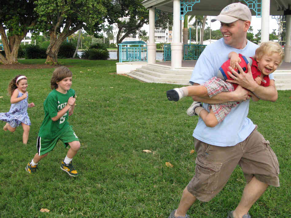 Brad Meltzer and his children
