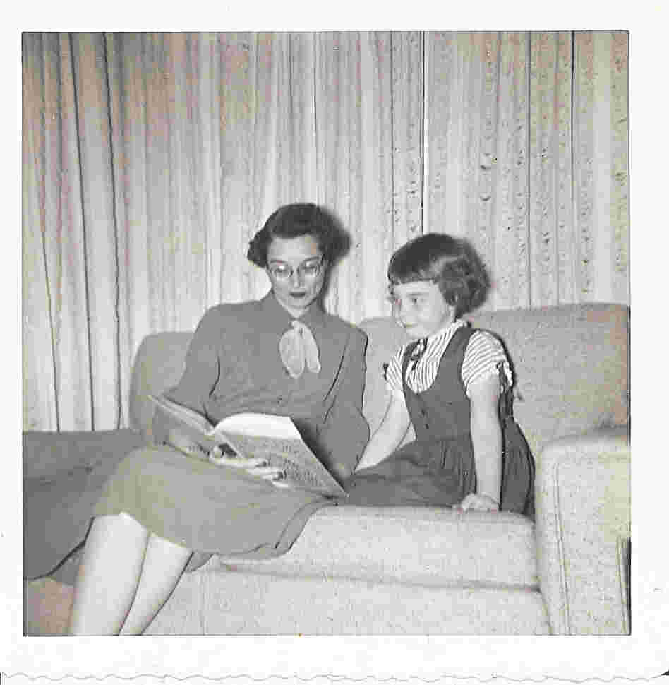 Laura and her mother, Jenna Welch Laura and her mother, Jenna Welch