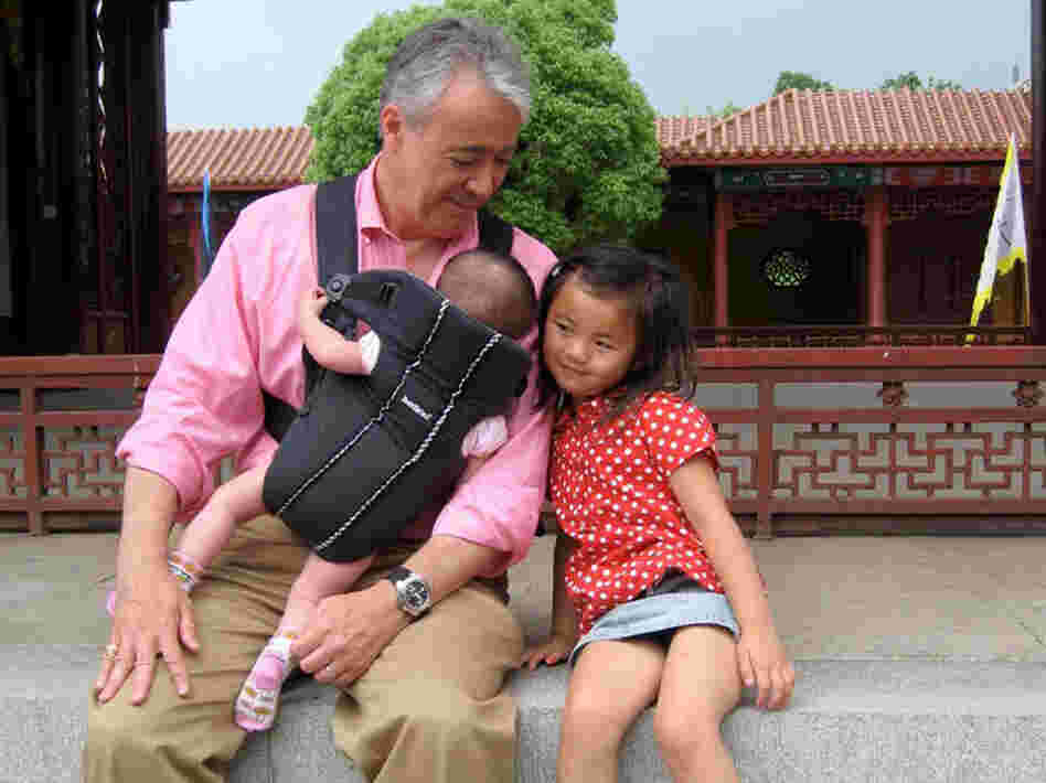 Scott Simon, Paulina Simon, Elise Simon