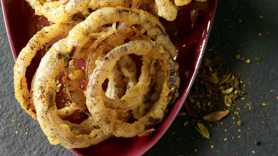 Indian Onion Rings With Chaat Masala