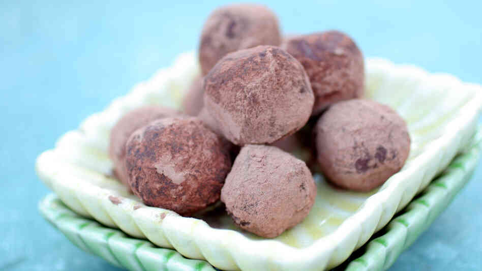 Goat cheese truffles