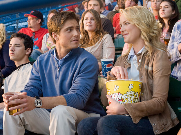 Eric Winter and Katherine Heigl in 'The Ugly Truth'