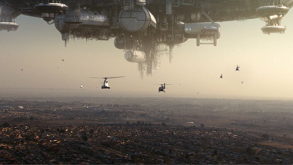 An alien ship over the City of Johannesburg in 'District 9'