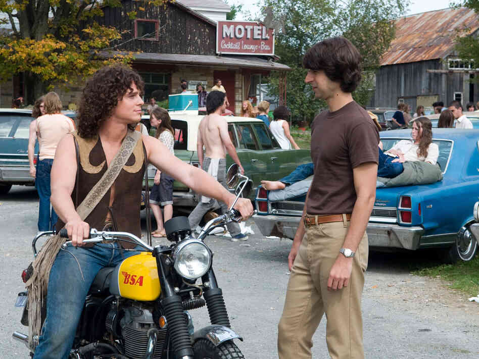 Jonathan Groff and Demetri Martin in 'Taking Woodstock'