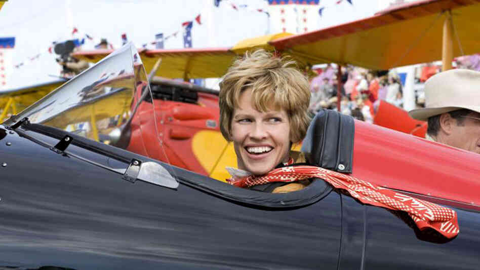 W: Hilary Swank in 'Amelia' W: Hilary Swank in 'Amelia'