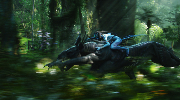 A Na'vi warrior races into battle on a thanator, a pantherlike creature native to Pandora.