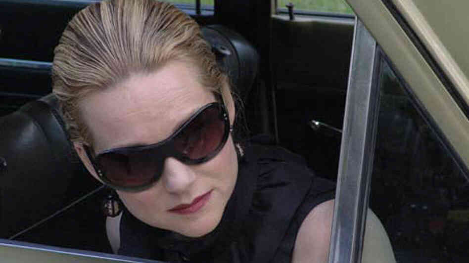 Laura Linney Laura Linney