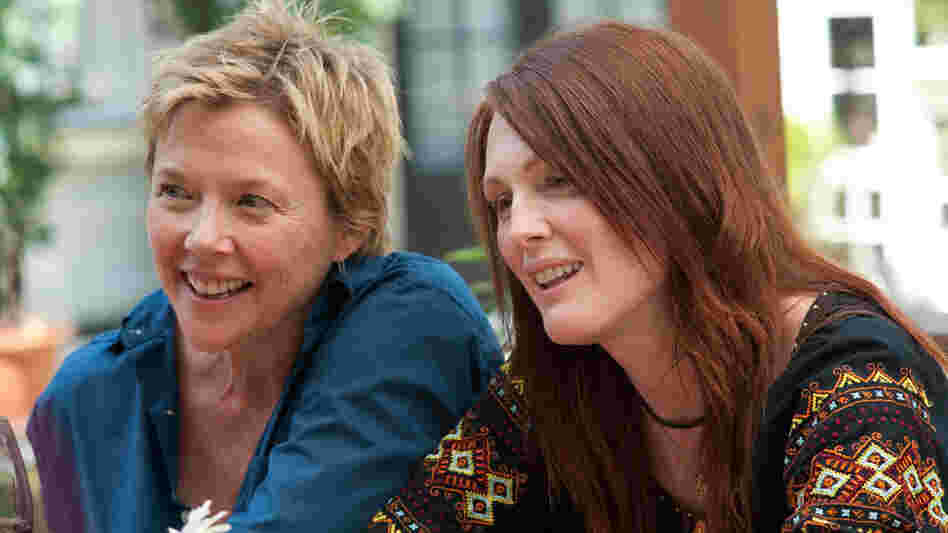 Annette Bening, Julianne Moore Annette Bening, Julianne Moore