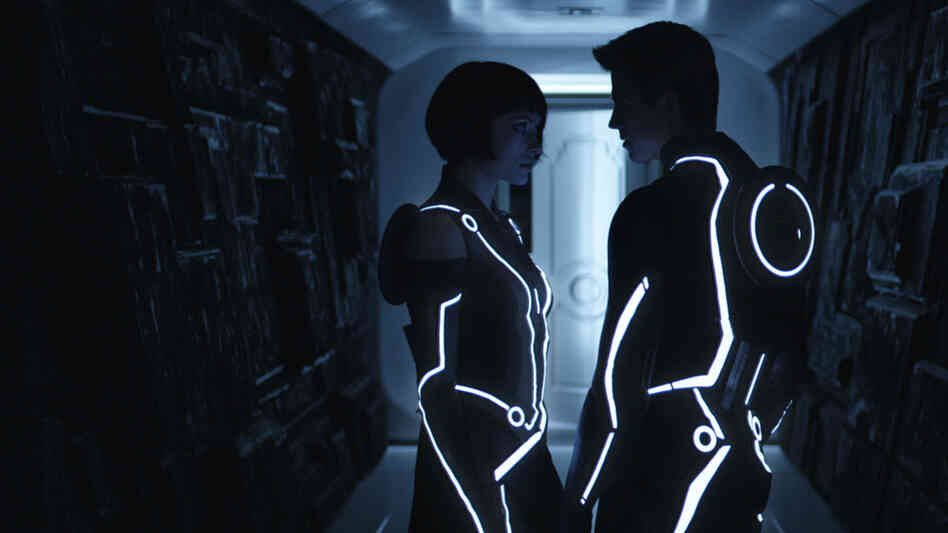 Olivia Wilde and Garrett Hedlund Olivia Wilde and Garrett Hedlund