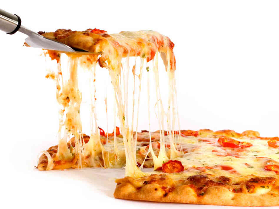 Cheesy pizza.