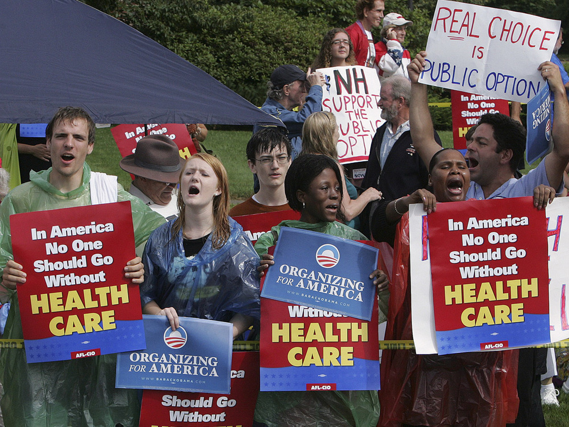 Protesting the health care overhaul in Portsmouth, NH, Aug. 11, 2009