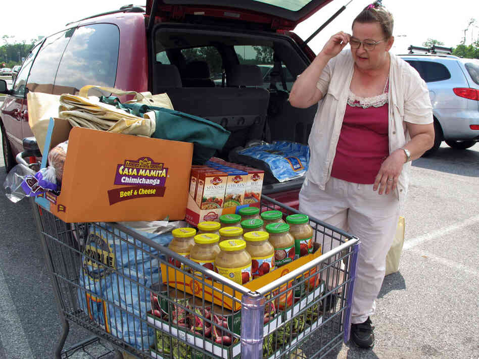 What's being done to stop childhood hunger in America?