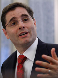 Julius Genachowski.