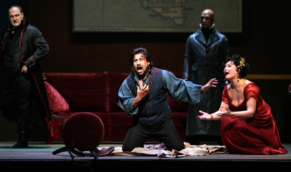 Tosca dress rehearsal.