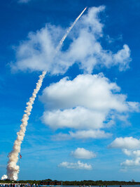 NASA's Ares 1-X test rocket lifs off from launch pad 39-b at the Kennedy Space Center October 28, 2009 in Cape Canaveral, Florida. (Photo by Matt Stroshane/Getty Images)