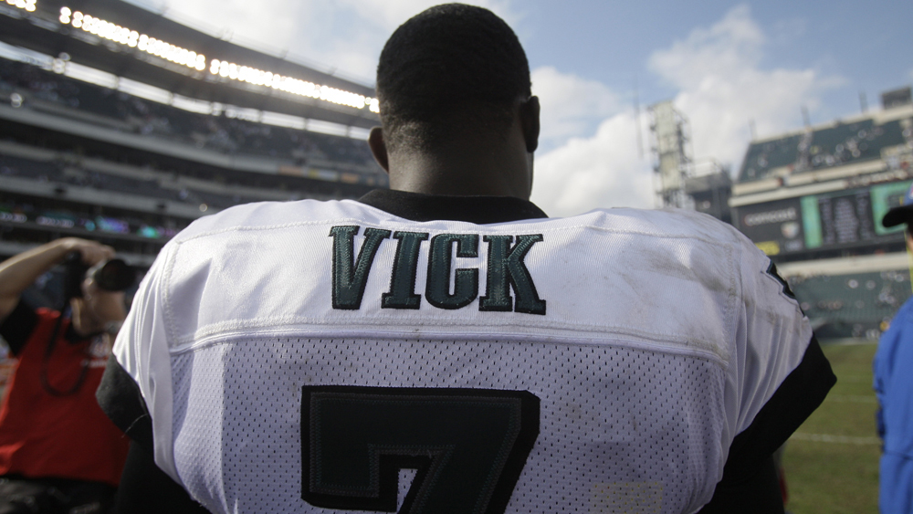 Philadelphia Eagles quarterback Michael Vick after an NFL football game against the Kansas City Chiefs, Sunday, Sept. 27, 2009, in Philadelphia. (AP Photo/Matt Slocum)