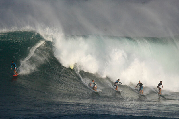 Monster Hawaii waves.