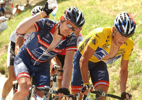 Lance Armstrong denied disgraced cyclist Floyd Landis' charges that the seven-time Tour de France used banned performance-enhancing drugs.