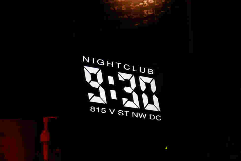 BSt. Vincent plays the 9:30 Club in Washington, D.C.