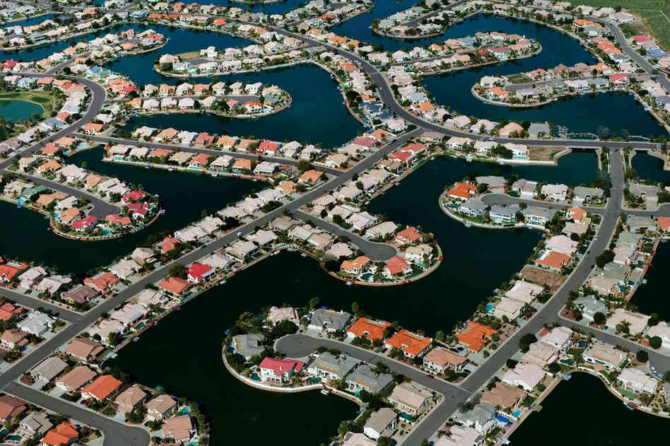 In Glendale, Ariz., subdivisions are built around artificial retention basins.