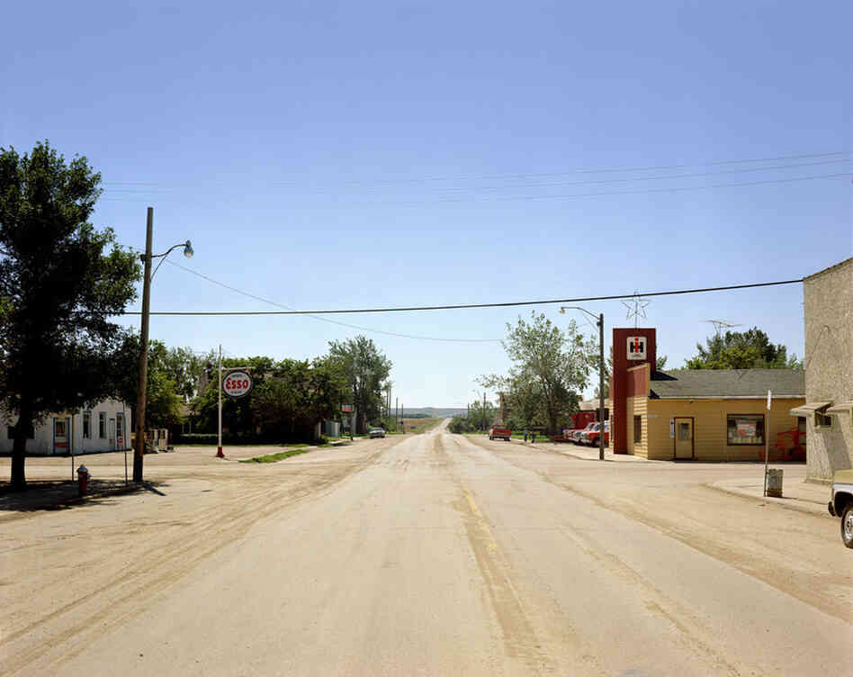 Pronton Avenue, Gull Lake, Saskatchewan., Aug. 18, 1974, Stephen Shore