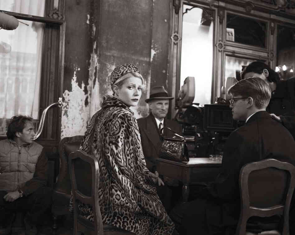 Gwyneth Paltrow, James Rebhorn, Matt Damon, The Talented Mr. Ripley, Cafe Florian, Piazza San Marco, Venice, Italy, 1998