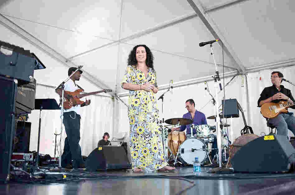 Claudia Acuna and her band.