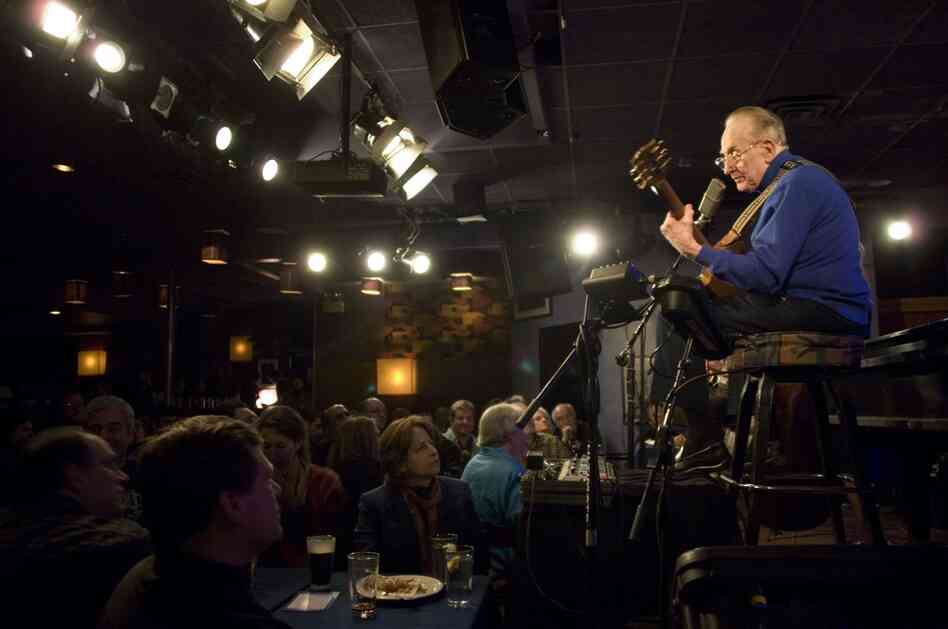 Paul continued to draw crowds even in recent years. Here he performs at the Iridium Jazz Club in New York City on Feb. 26, 2007. 