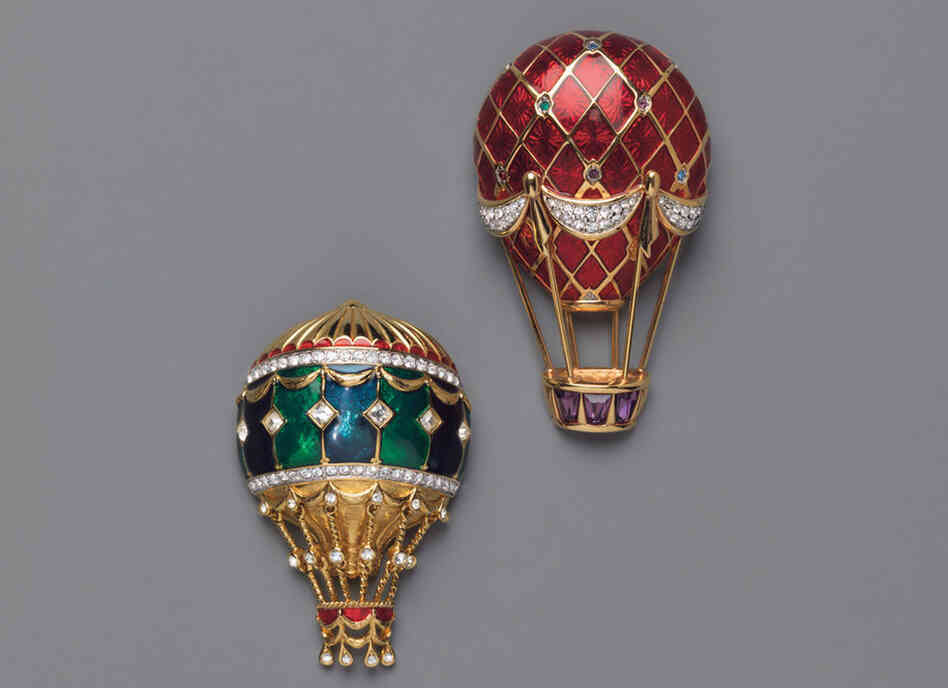 Red Balloon, Swarovski (Austria), 1992; Green Balloon, Swarovski (Austria), 1992 - Butterflies, flowers or balloons like these symbolized that all was well, or that she was hopeful a meeting would go smoothly.