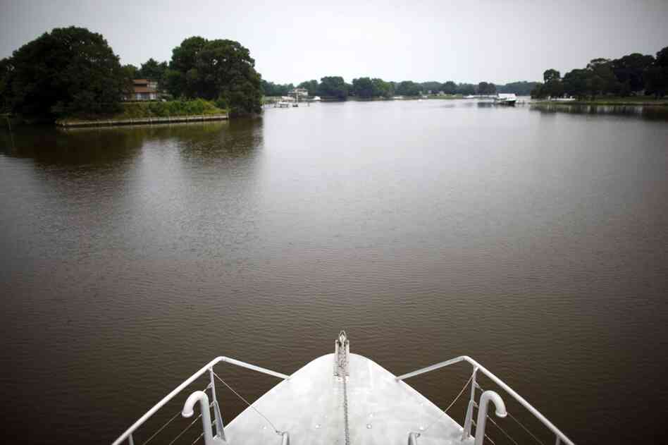 A summer of sampling creates a map of sediment chemistry and a guide to the location of harmful pollutants and low-oxygen hot spots throughout the 180-mile-long Chesapeake Bay.