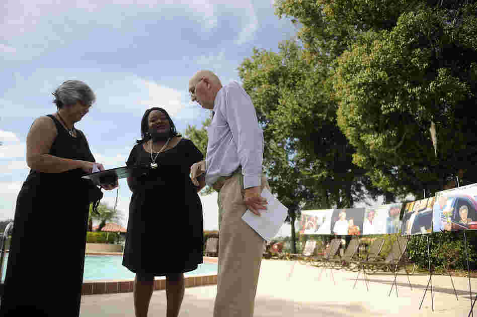 As a board member for ITN, Seymour helps run meetings and recruit new drivers for the organization. Here, he chats with ITN Treasurer Margaret Sanders (from left) and Executive Director, Kimber Threet before the start of a recruitment meeting.