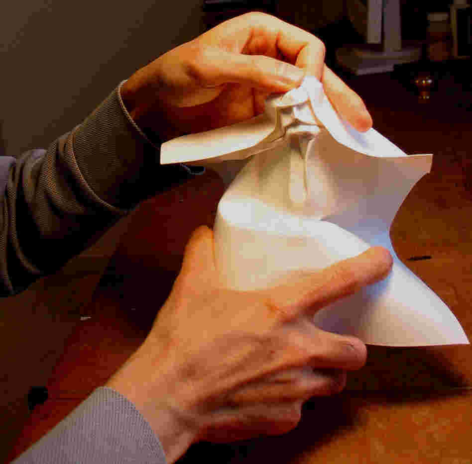 Artist Giang Dinh as he works, from Figure, 2003 series 