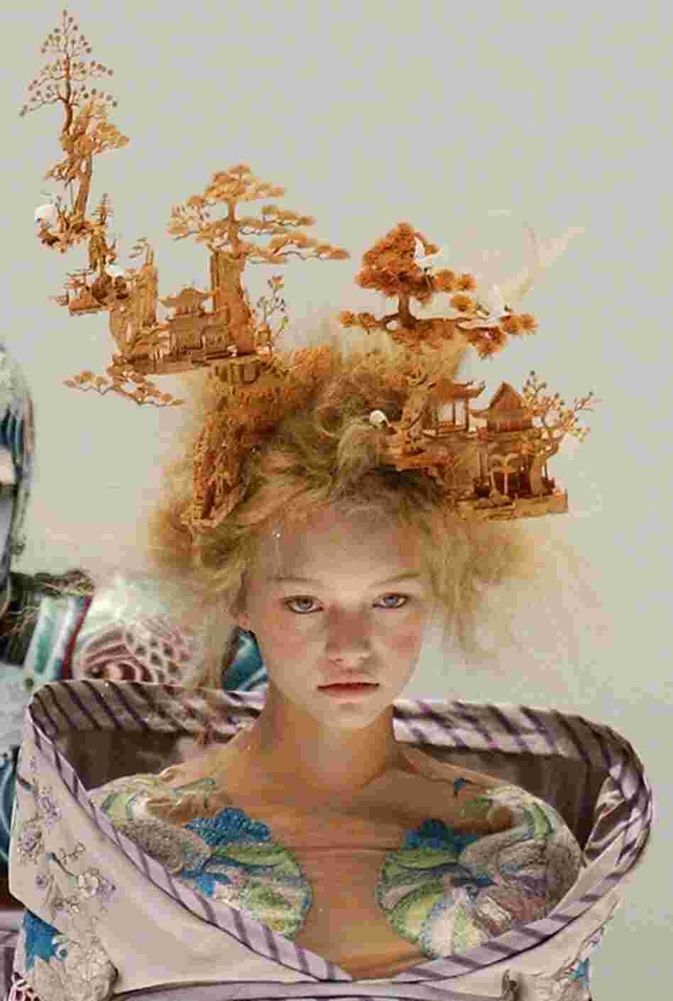 A model wears a Chinese-style hairpiece designed by McQueen at a Paris show in October 2004. 