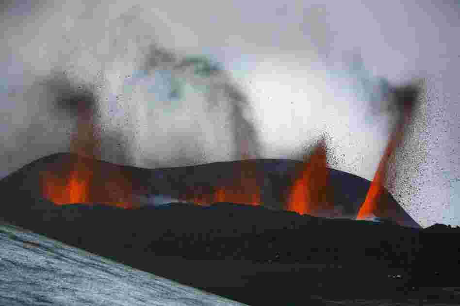 The volcanic eruption on March 21 forced more than 600 people to flee their homes in Iceland. 