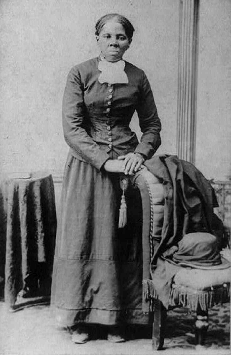Harriet Tubman, abolitionist, 5 feet 