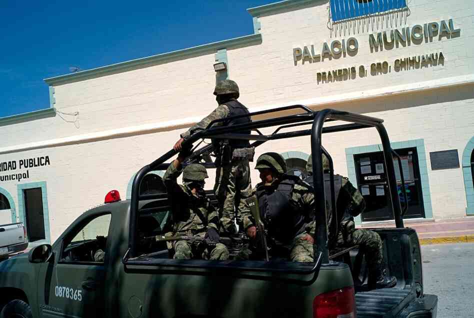 A military patrol in the municipality of Praxedis G. Guerrero in the Juarez Valley. Mexican authorities have dispatched federal police and soldiers to the valley. 
