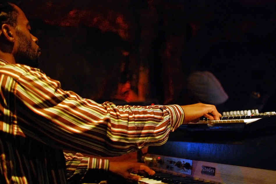 Cary is well-known as a electric pianist.