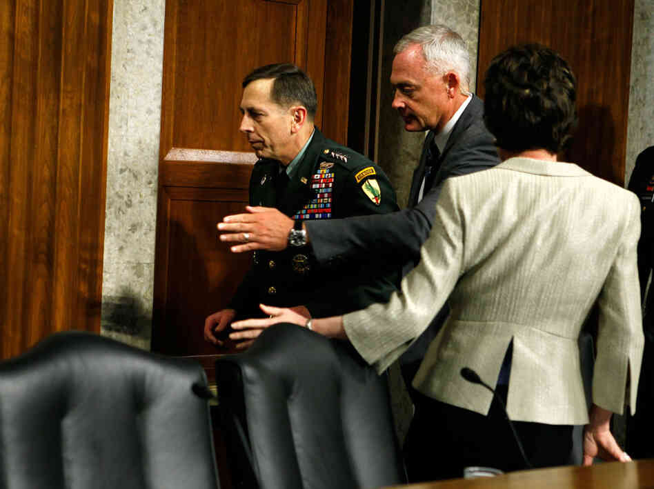 Gen. Petraeus Testifies At Senate Hearing On Situation In Afghanistan Gen. Petraeus Testifies At Senate Hearing On Situation In Afghanistan