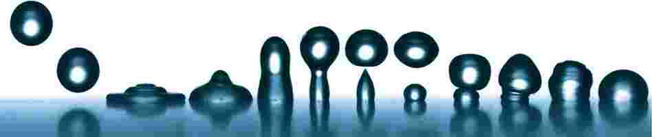2.5 mm water droplet impact on a surface, quark4181 and Danny Bolleddula.