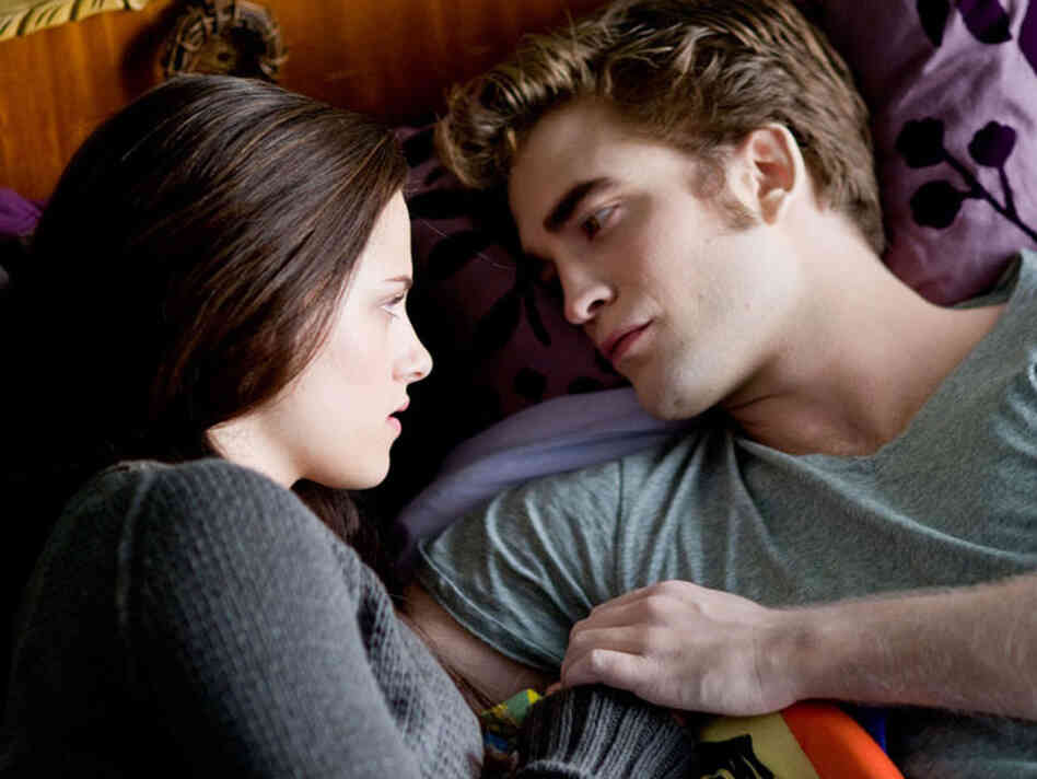 Kristen Stewart, Robert Pattinson Kristen Stewart, Robert Pattinson
