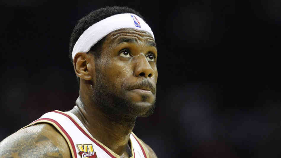 LeBron James, Boston Celtics v Cleveland Cavaliers, Game 5 LeBron James, Boston Celtics v Cleveland Cavaliers, Game 5