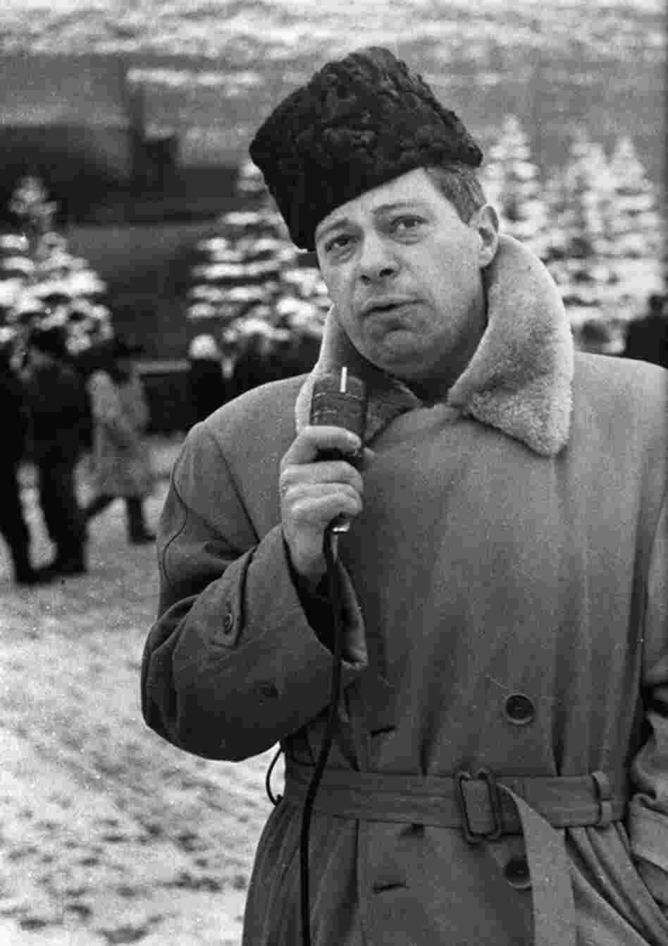 In 1955, Schorr opened a CBS bureau in Moscow. "CBS seemed not at all displeased when I was periodically cut off the air ... for defying censorship, and finally excluded from Russia altogether."